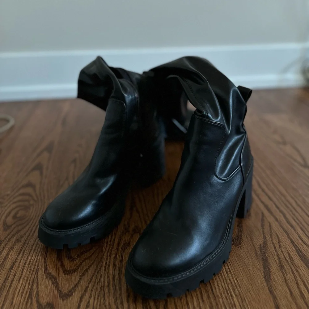 Zara Black Winter & Rain Boots